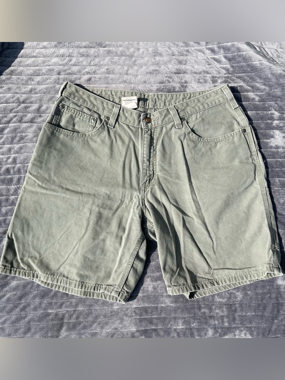 Carhartt Women’s Sage Green Carpenter Shorts Size 14